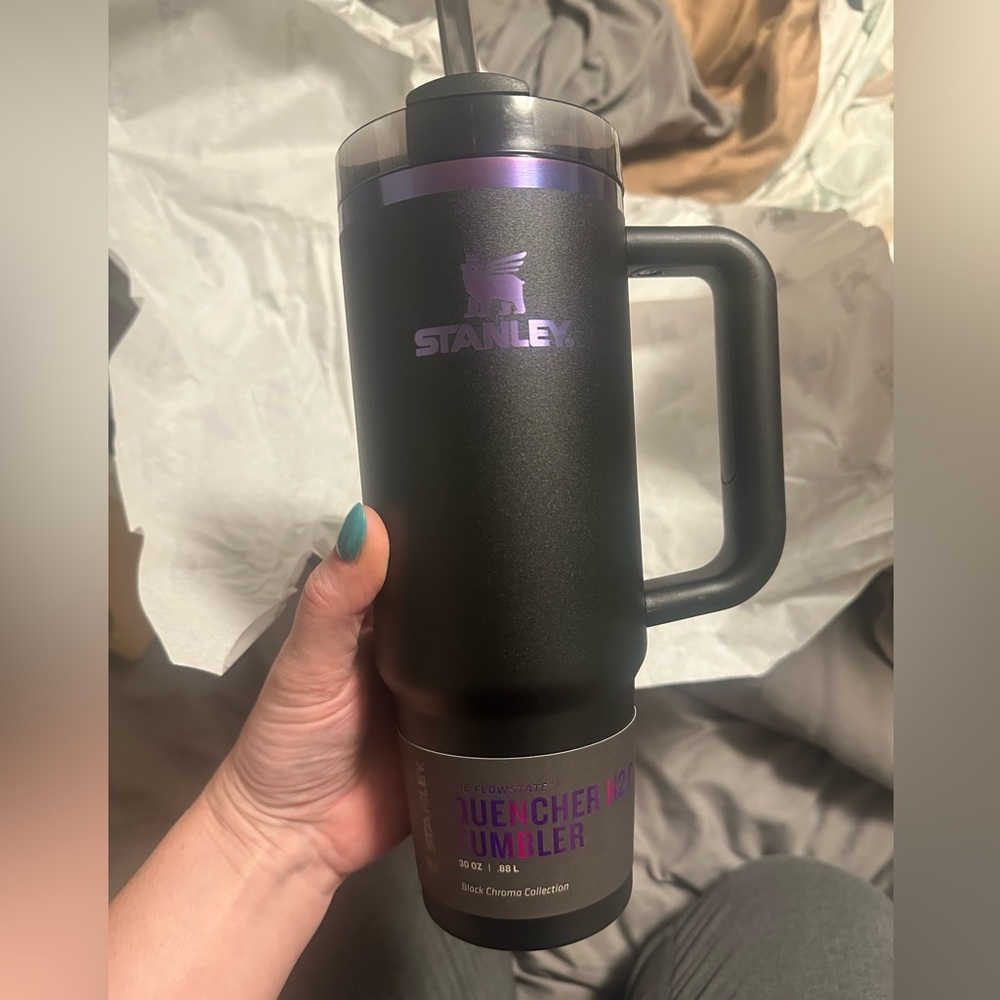 Brand new in box Stanley Chroma 30 oz tumbler